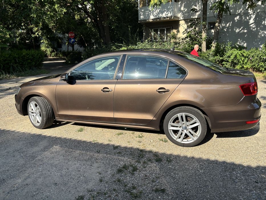 VOLKSWAGEN Jetta 2014 — imagine 5