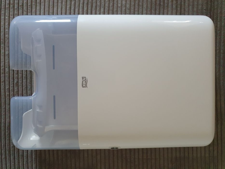 Tork Дозатор за сапун S4 / Диспенсъри за хартия H3 и Т7