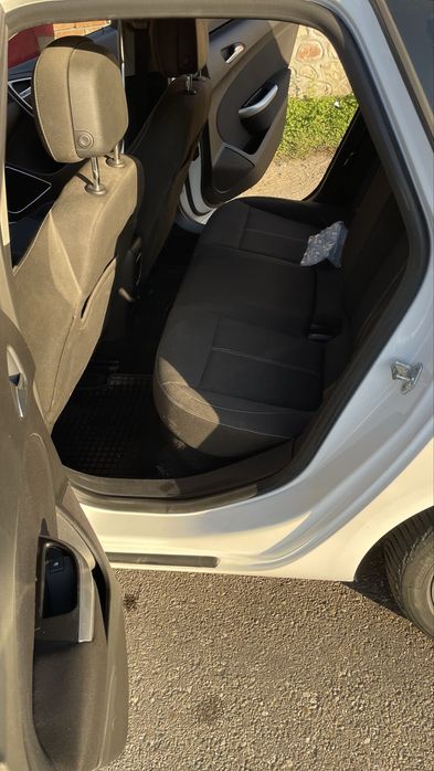 Opel Astra J 1.4 turbo 140cp +GPL