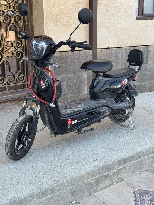 Продается электро скутер