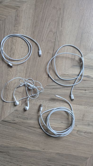 Cabluri de încărcare iPhone