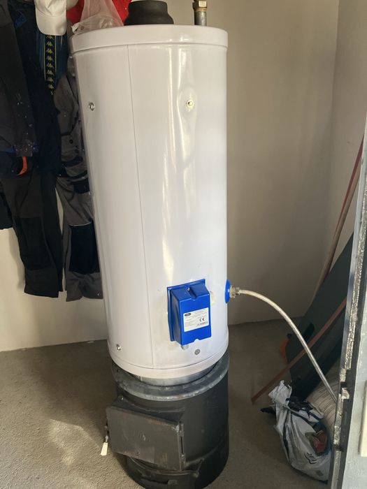 Boiler eltim doua surse ,electric si lemne.