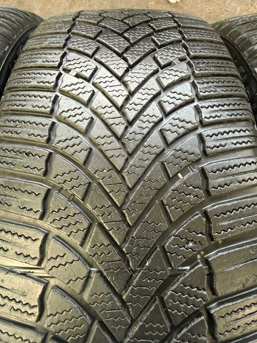 4x Anvelope iarna 235/50 R19 - Bridgestone Blizzak LM005