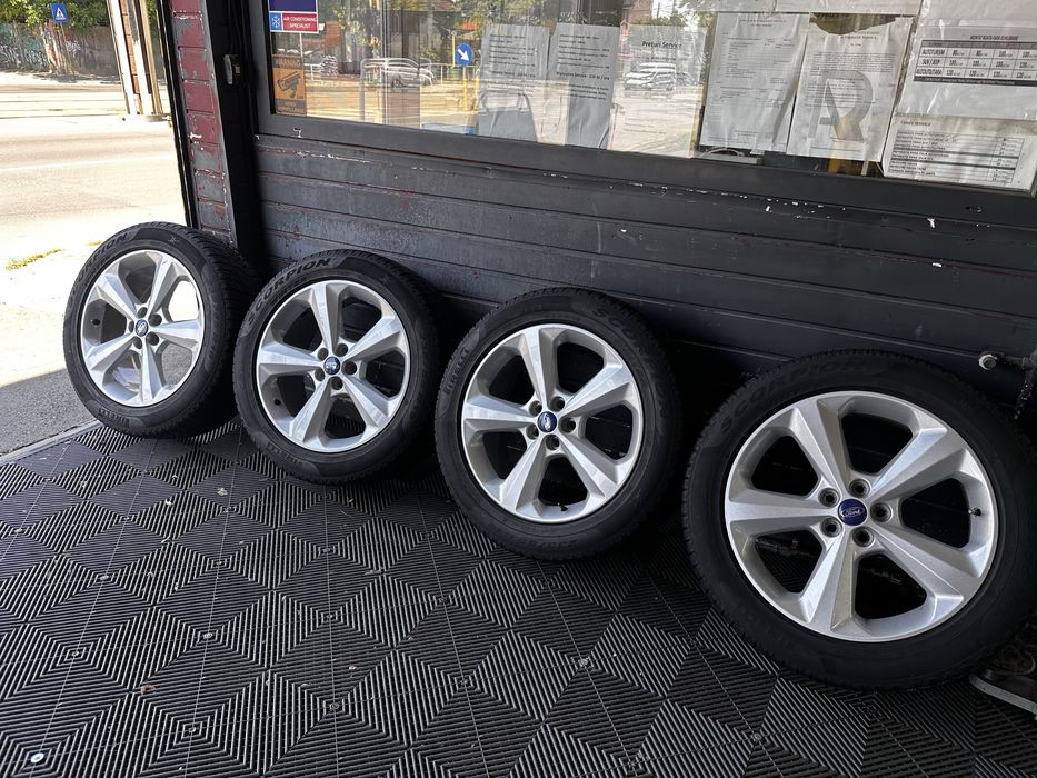 Vand jante aliaj originale Ford R19+Anvelope