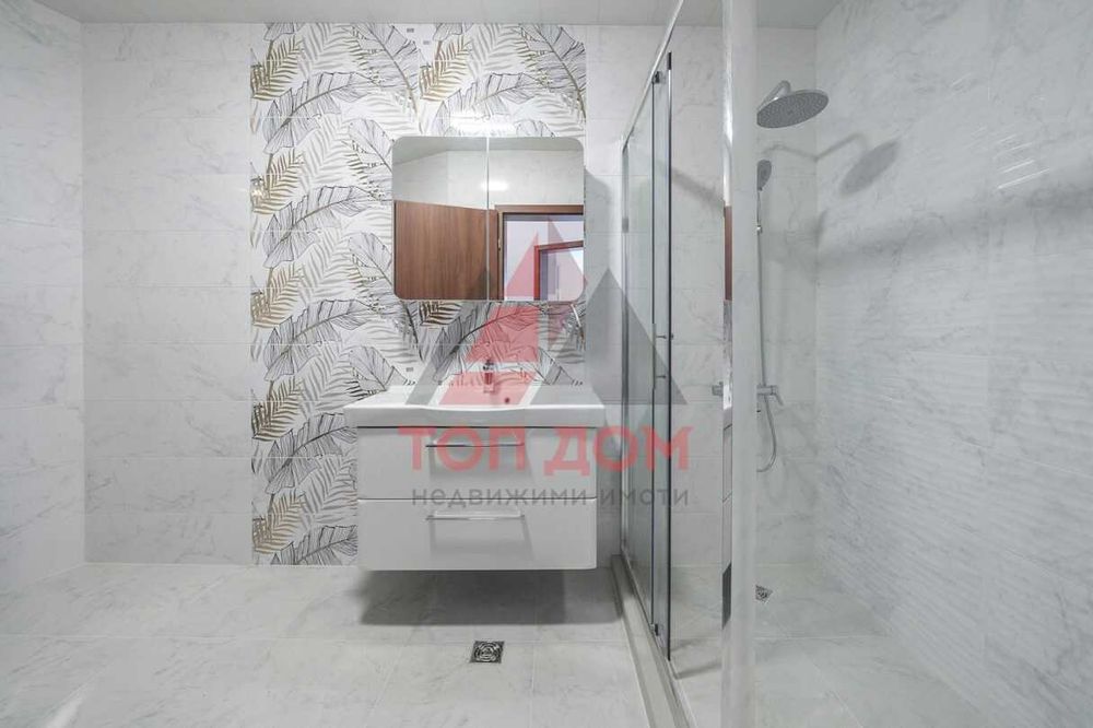 Продава се Тристаен апартамент в Варна, м-т Траката - 100 кв.м за 2280 €/кв.м - Снимка #13