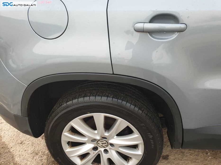 Bandou Ornament Plastic Aripa Dreapta Spate Volkswagen Tiguan 2007 - 2011