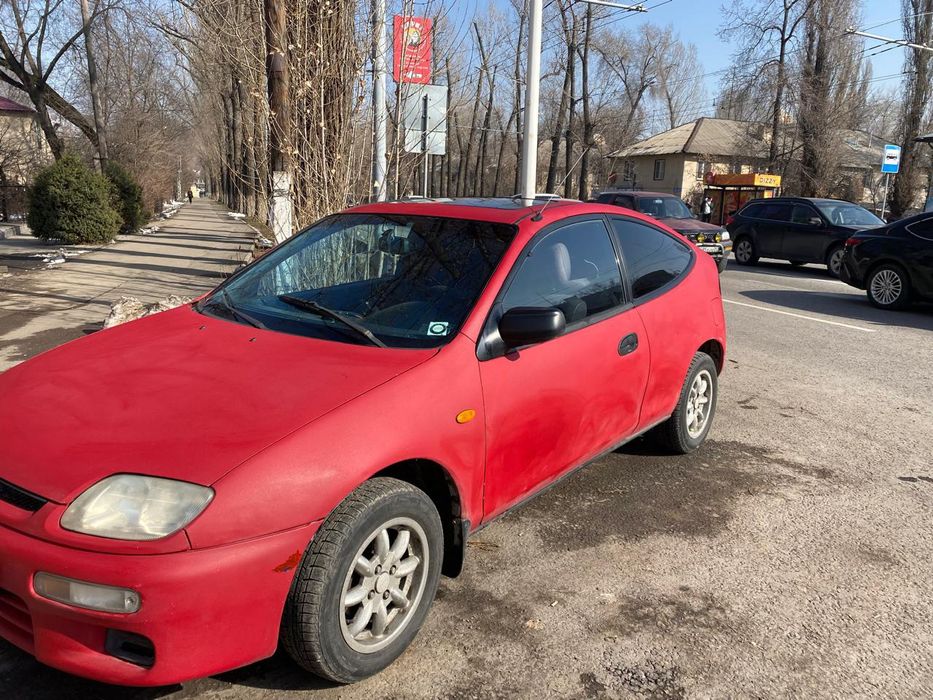 Продам срочно Мазду