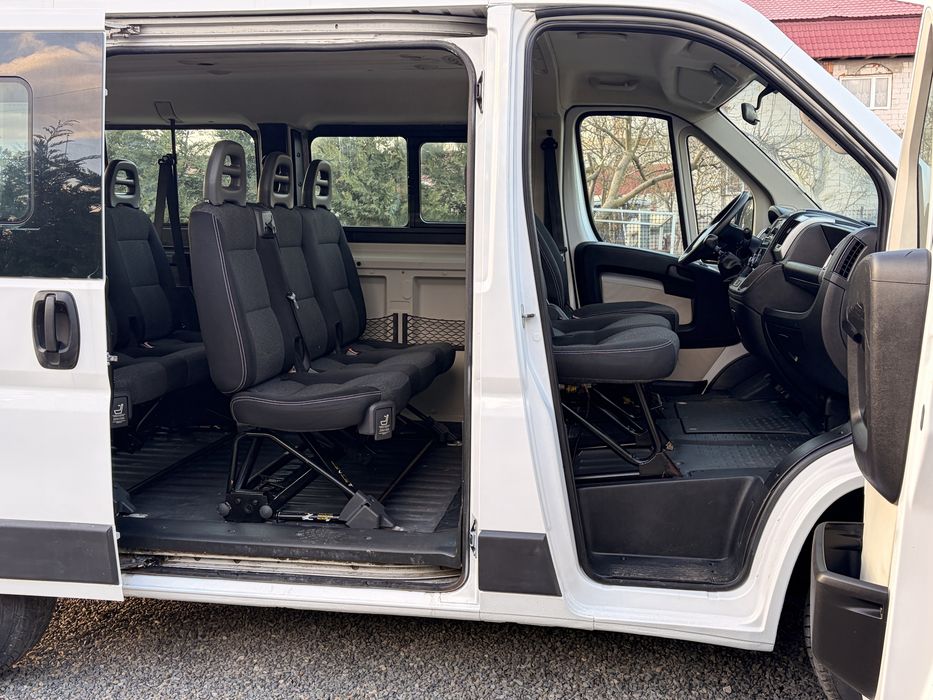 Vand Fiat Ducato 8+1locuri accept unele variante