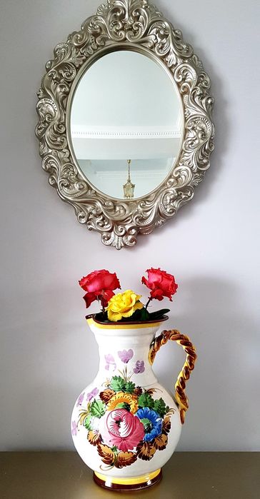 Vas vechi din ceramică italiană glazurata