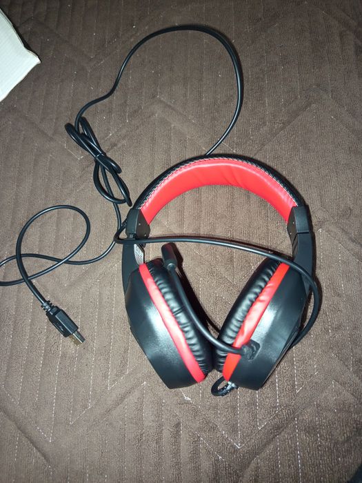 Наушники Проводные