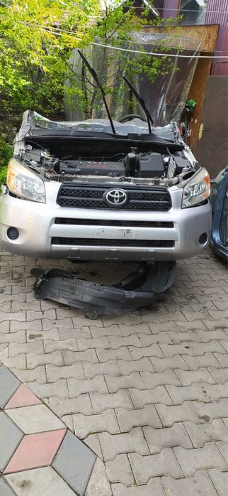 Продам запчасти Авторазбор рав4