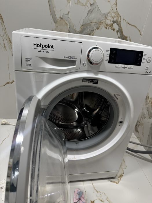 Продам стиральную машину