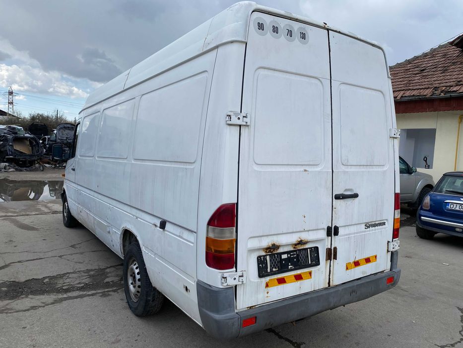 DEZMEMBREZ PIESE Mercedes SPRINTER 316 CDI 2.7 cdi W903 W904 2005 Cutie AUTOMATA