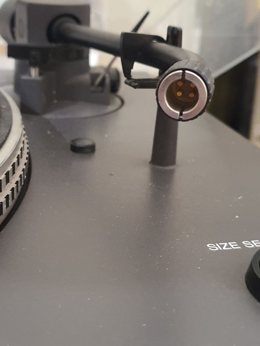 Pickup Wega JPS 351P direct drive, fara doza, capac fisurat