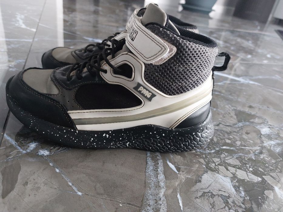 Ghete primigi mar34 cu lumini