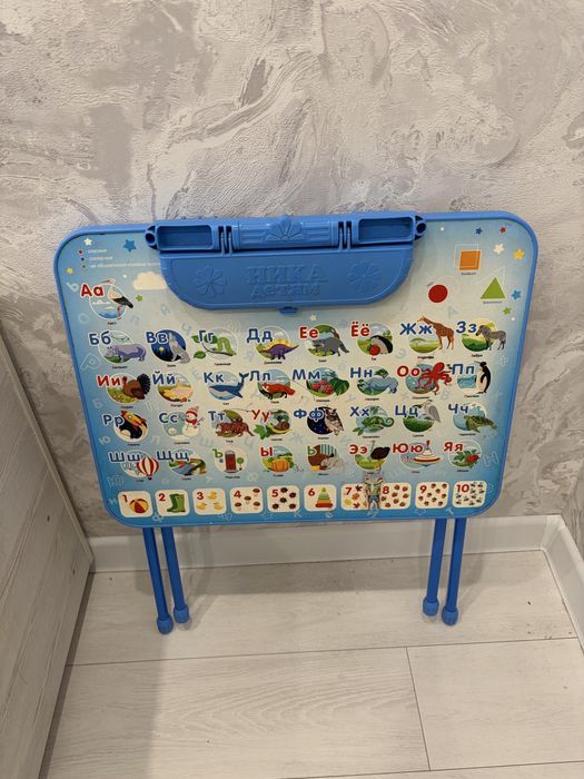 СРОЧНО продам детский стол