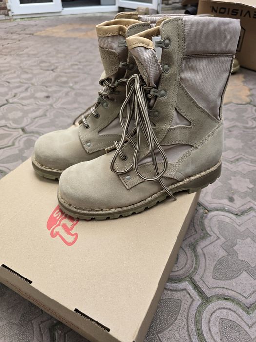 Bocanci militari Vara-Iarna ( marimi 27 si 28 )