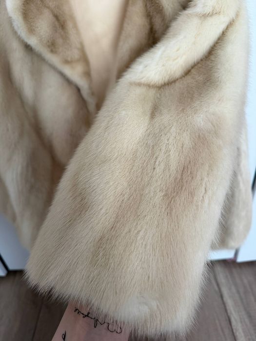 Норковая шуба продам