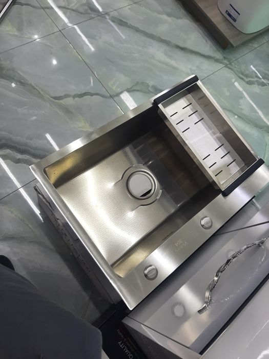 Кухонные мойки разные