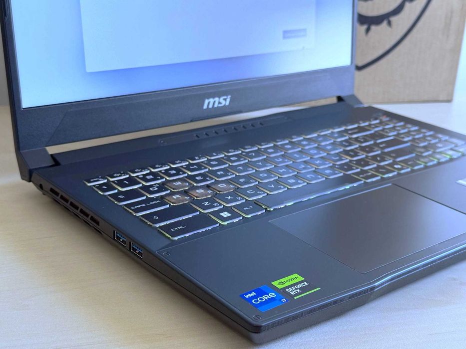 Бартер! 15м.Гаранция! MSI Katana 15 / 16-ядрен i7-14650HX 5.20GHz / RTX 5070 / 16GB DDR5 / 1TB SSD