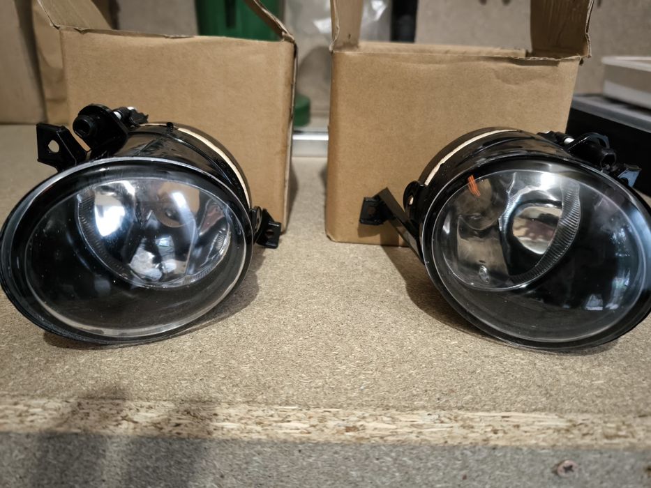 Proiectoare ceata Vw Caddy 3/Life 2004-2010, Vw Cc R-Line 2012-, Vw Eo