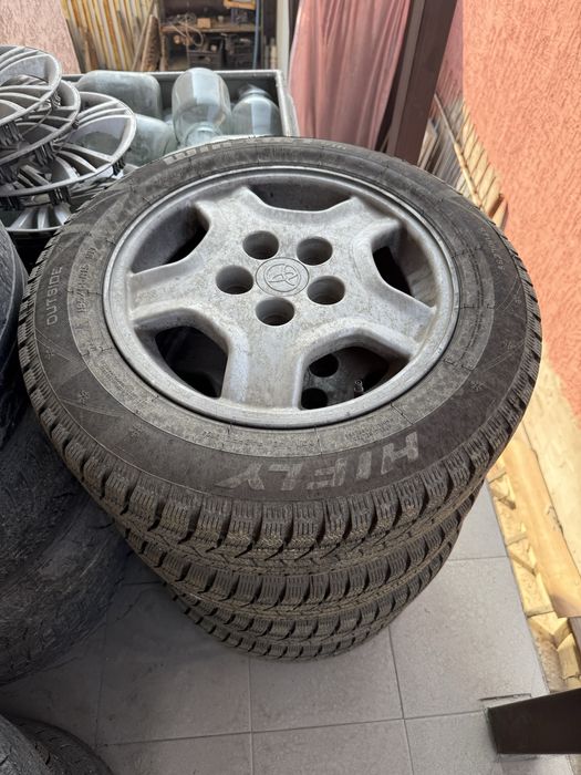 Покрышка с дисками р15