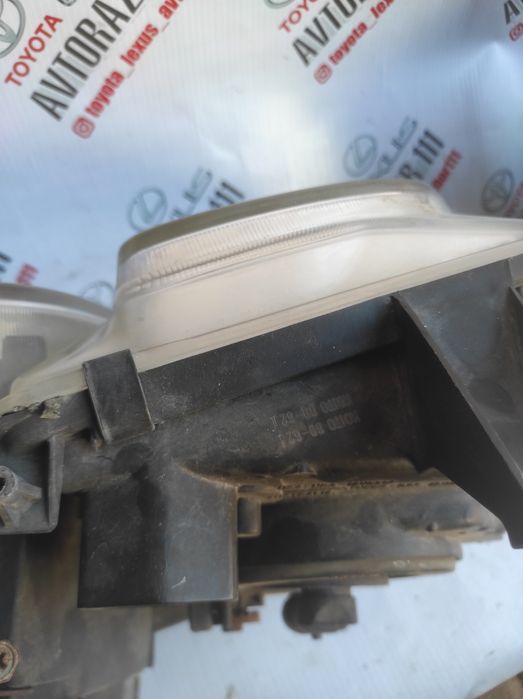 Фара левая LX470 стекло