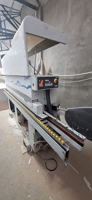 Кромкооблицовочный станок BRANDT