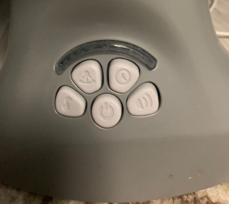 Шезлонг для новорожденных