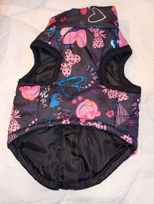 Кучешки дрехи НОВИ без етикет- цената е за 1 брой