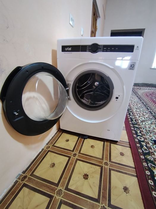 Стиральная машина автомат.