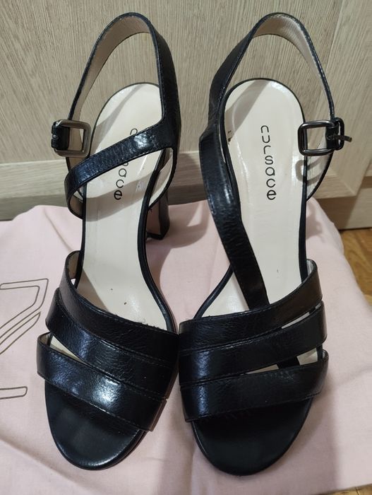 Летние босоножки