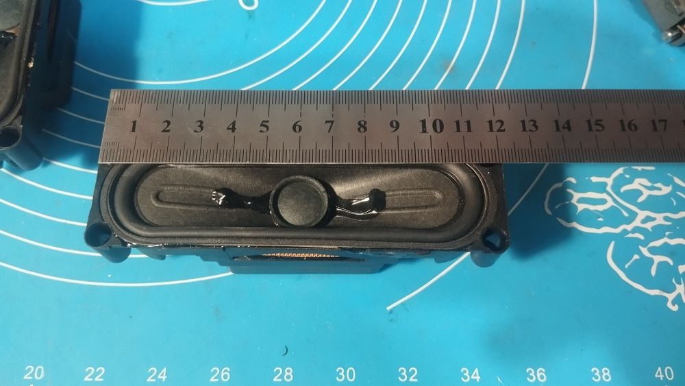 Динамики от саунд бара