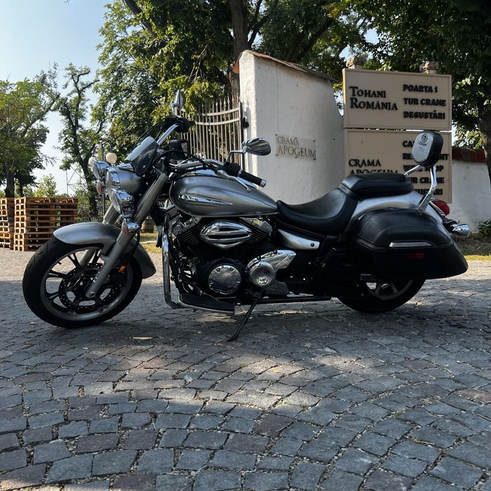 Yamaha xvs950 Midnight Star Tourer