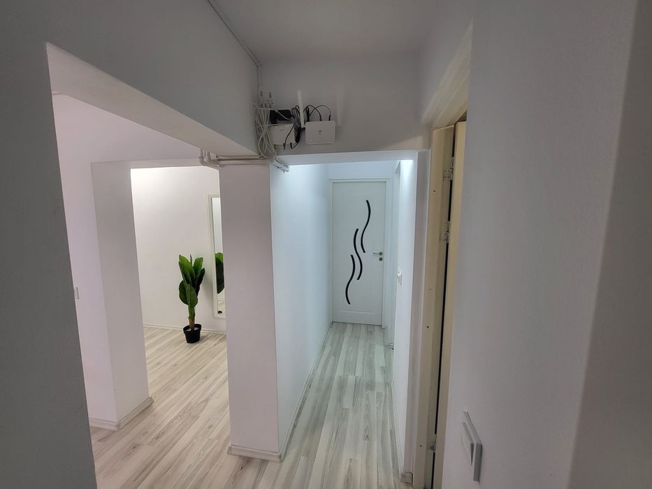 Vând apartament 3 camere!