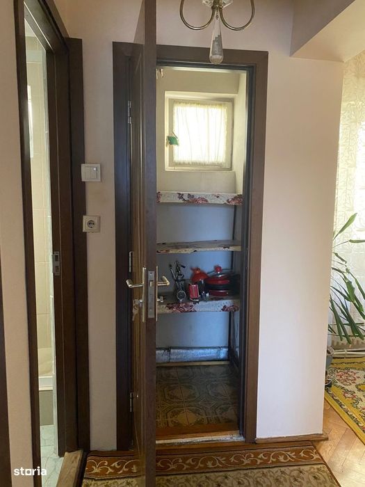 Apartament 3 camere Manastur, str. Padin, zona piata Flora, decomandat