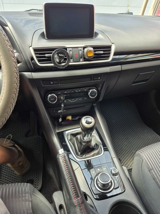 Mazda 3 Skyactive G120