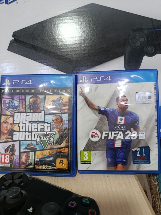 Продам Playstation 4 Slim 1TB в хорошем состоянии.