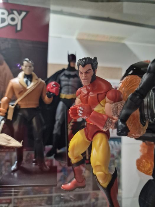 Росомаха хасбро фигурка