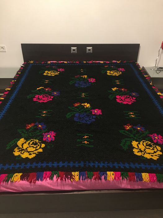 НОВИ Китеници ръчно тъкани със по 2 възглавници