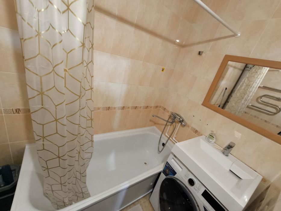 Сдаю квартиру . Район Батыс .