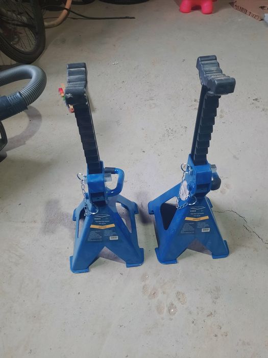 Подставка на машину 2 тонник