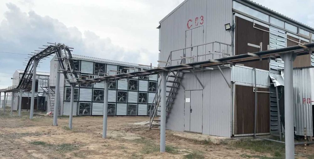 Продам ангары на РАЗБОР - 4 шт. В городе УРАЛЬСК