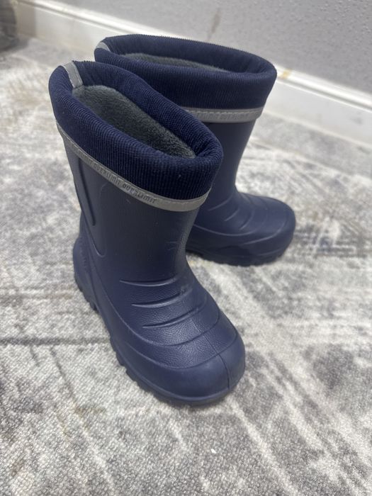 Утепленные резиновые сапоги