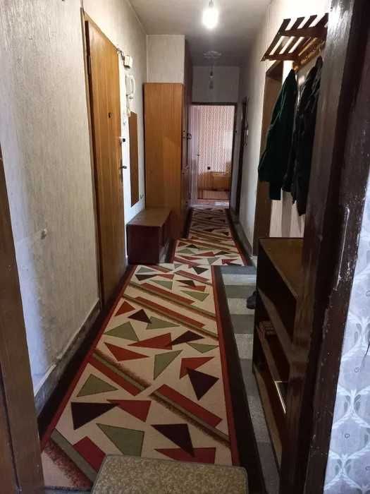 Тристаен апартамент