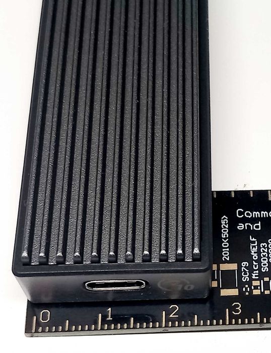 HDD Extern / Stocare externă backup SSD intel NVMe 512Gb USB-C