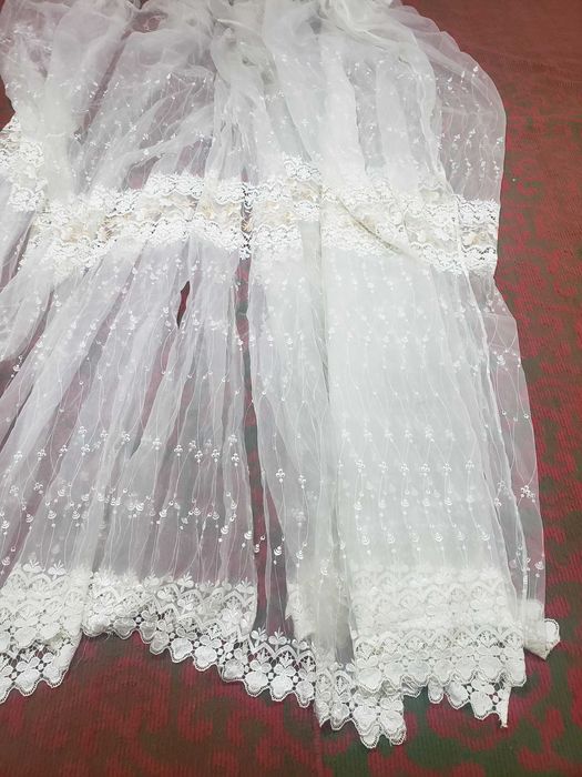 Шторы и занавеси