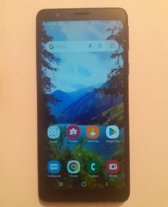 Samsung A 01 core 16 ГБ
