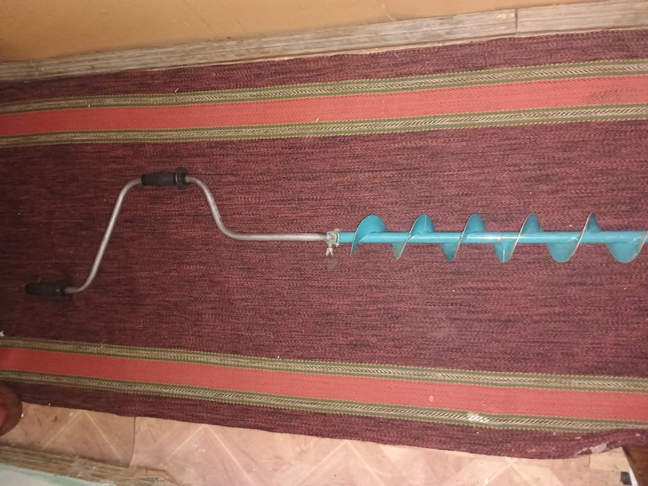 Продам бур  100 бу