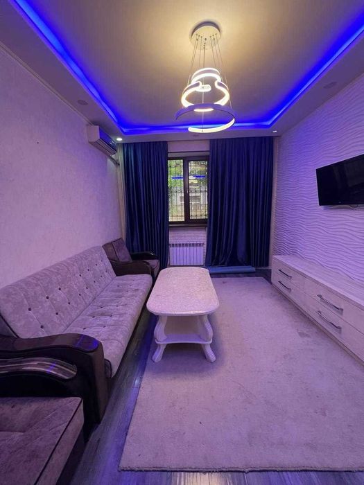 чиланзар 1й квартал с ремонтом вторичка чиланзар торговый центр 51м2;